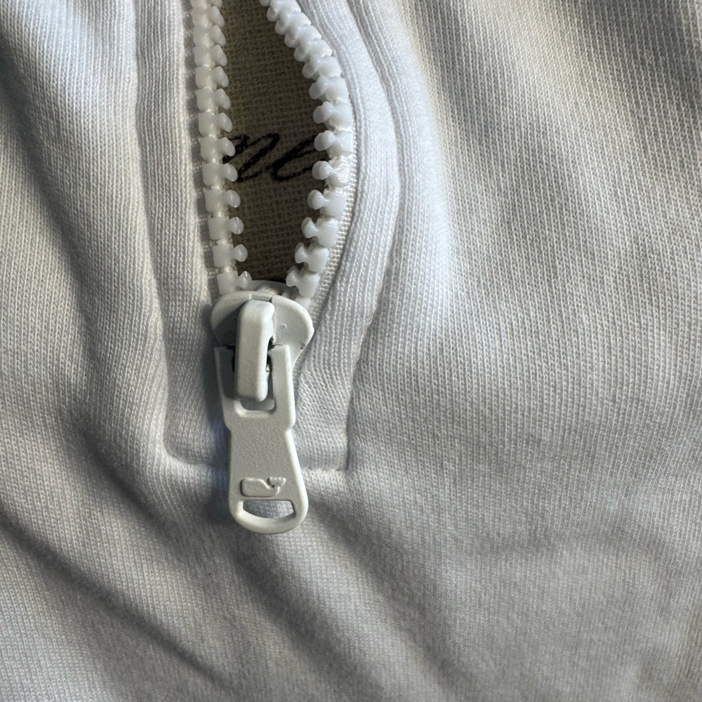 Vineyard Vines White Pullover with Pink and Blue Details - Picture 2 of 8